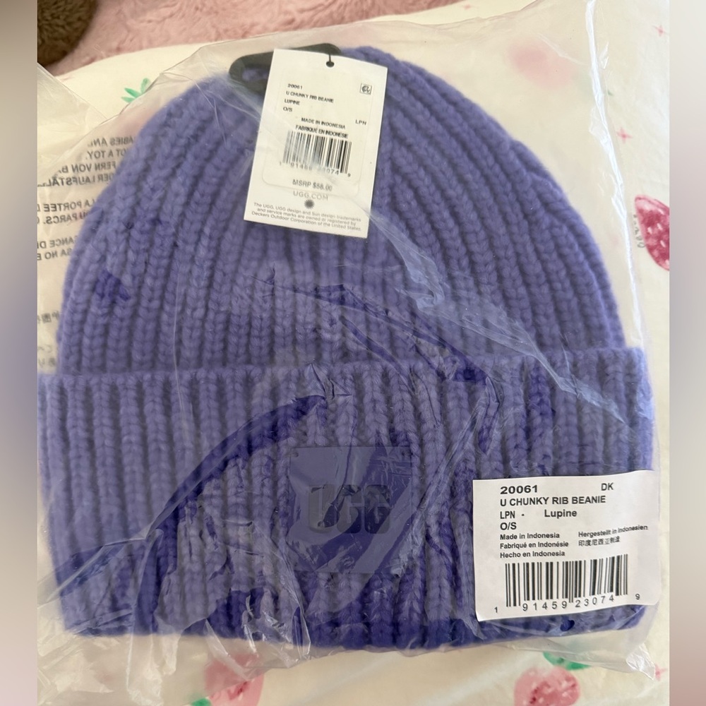 Ugg chunky knit rib beanie NWT in lupine NWT - Picture 6 of 10